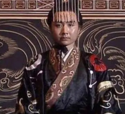 三国时期的曹魏皇室：曹髦与曹芳的年龄比较