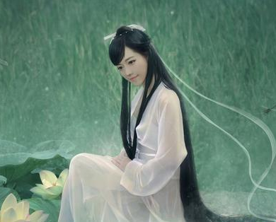 甄宓与洛神赋：历史中的美与传奇