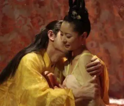 古代皇帝是否可以直接迎娶心仪的女子？
