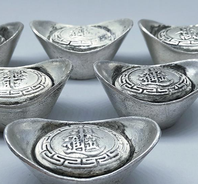 The disappearance of ancient silver: from daily currency to historical relics