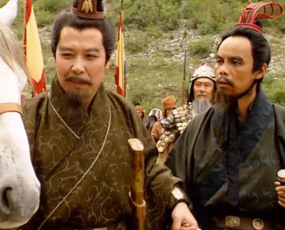 凤雏看透刘备假仁义？已经看透