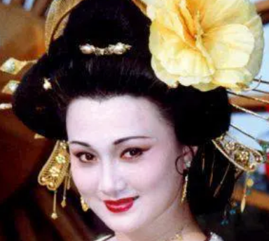 杨玉环的爱情归属：李瑁还是李隆基?