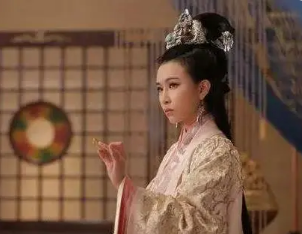 嬴阴嫚：秦始皇之女，秦朝宫廷悲剧的缩影