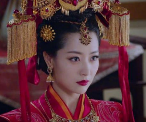 美貌与悲剧：张丽华的故事