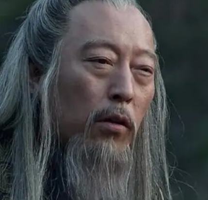 司马懿的智谋与忍耐：在曹叡面前隐藏野心