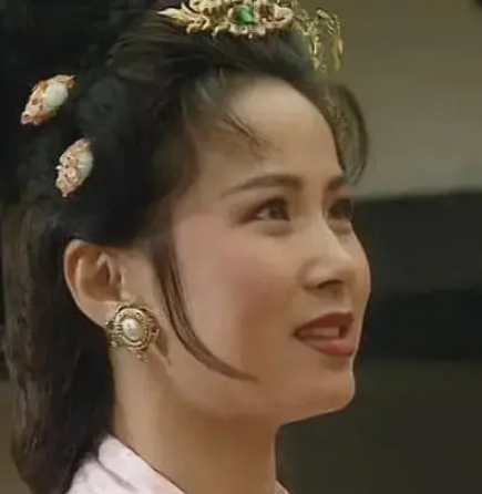 孙尚香：三国时期的传奇女性