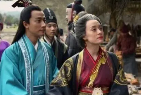 秦宣太后与秦始皇：祖孙之间的血脉传承