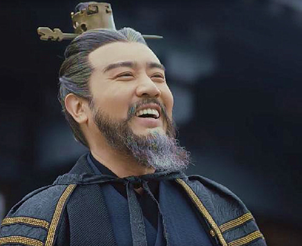 曹操：历史上的奸雄与英雄之谜