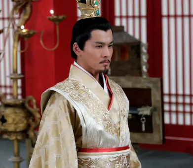 楚怀王与郑袖：揭秘古代宫廷中的狐臭谣言