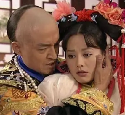 孝庄皇后与皇太极相差多少岁
