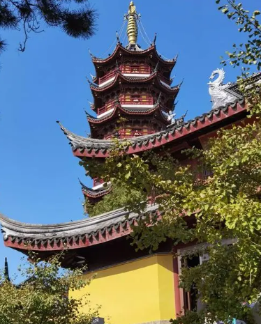 金陵：一座承载着深厚历史底蕴的古城