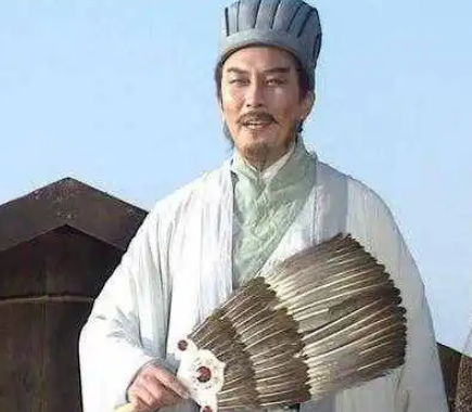 诸葛亮墓惊现羽扇，历史谜团待解