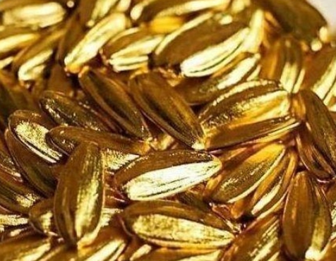 黄金殊荣：清代皇权中的身份象征与权力标记