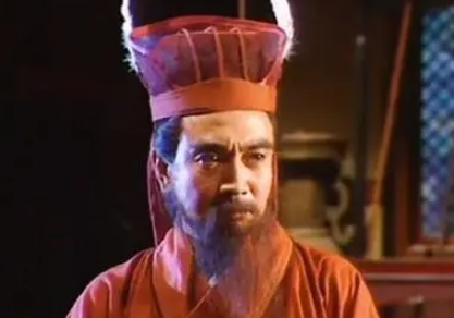 十常侍为什么杀何进？
