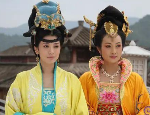 武则天对上官婉儿的刑罚