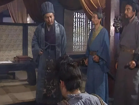 诸葛亮犯的最致命的失误是什么？他杀了一个旷世奇才