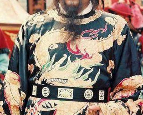 包拯真的穿龙袍吗？揭秘历史真相