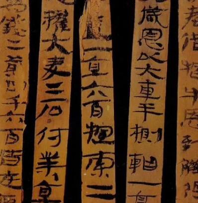 汉简出现的时间——探索古代书写材料的演变