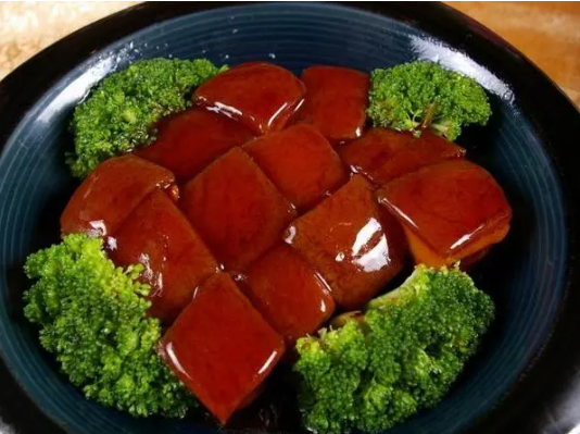 东坡四宝：传统美食背后的文化与创新