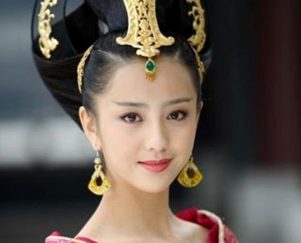 赵飞燕：汉朝的传奇女性
