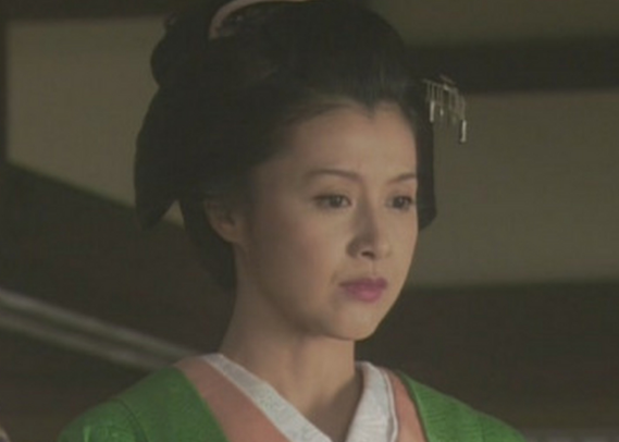 平安时代的女性掌权者：鹰司信子的出身与地位