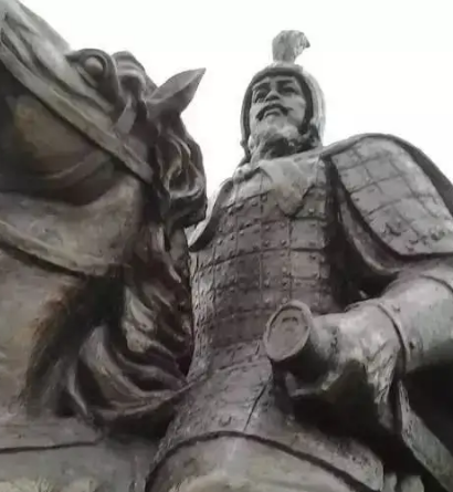 北疆雄关：秦始皇与蒙恬抗击匈奴的历史篇章