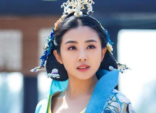 李娥姿：历史身份与现代虚构的探讨