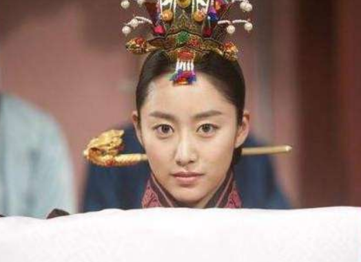 尹氏冤情：废妃的悲剧与平反