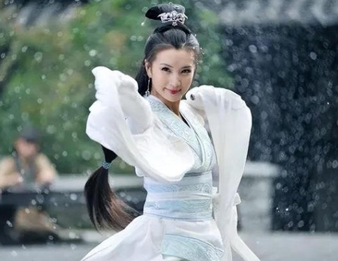 貂蝉之美：历史与文学的双重魅力