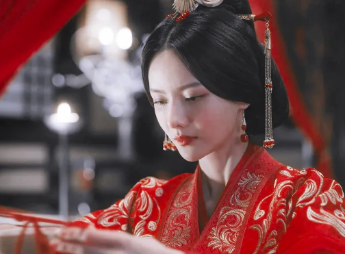 甄宓的情感世界：探寻一生挚爱之谜