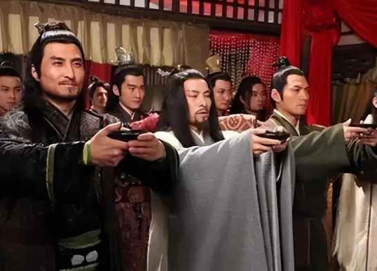 单雄信和秦琼：瓦岗寨的兄弟情义与命运纠葛