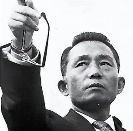 朴正熙：复杂历史人物的道德评价