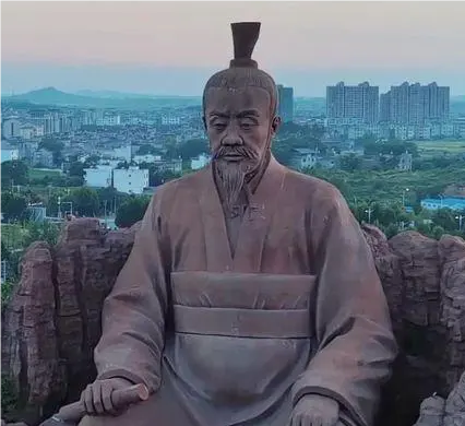 长沙王吴芮的故乡之谜：余干与长沙的历史探究