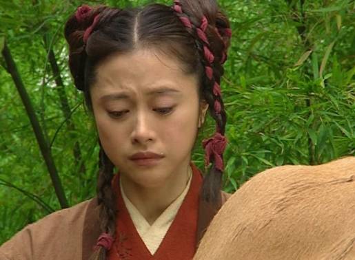 戚长发与戚芳的命运纠葛