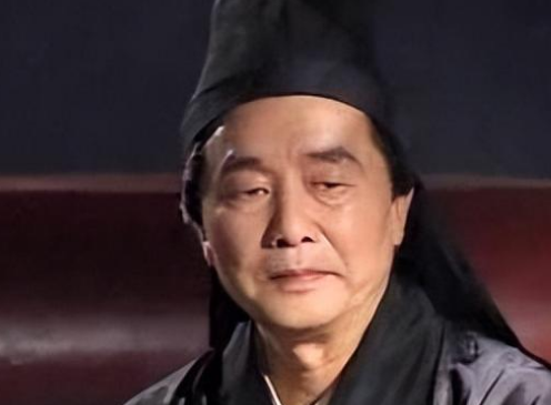 石显身份之辨：太监与否的史实探究