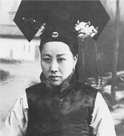 杨金英：一生坎坷的清朝宫女