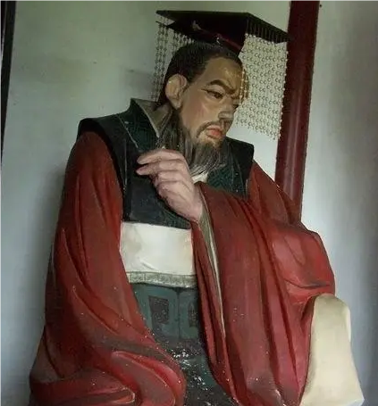 夫概与夫差：吴国兄弟间的对比与命运