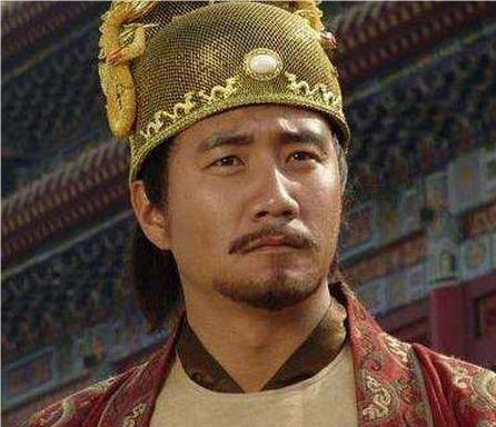 历史巨人的较量：秦始皇与朱元璋的伟大之争
