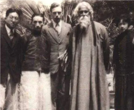 新月派诗歌：探索“三美”理论的诗意世界