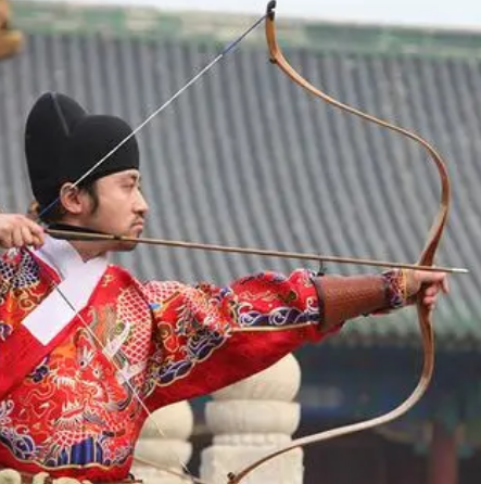 古代射艺的传奇：百步穿杨的实力解析