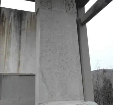 历史的波折：魏征墓碑的倾覆与重生