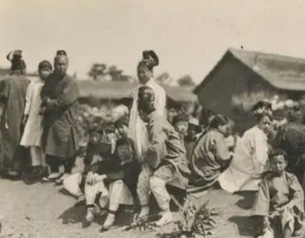 清朝闭关东北地区的政策探因