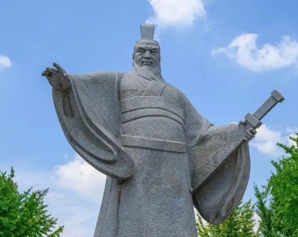 继承与选择：刘备的帝位传承之谜