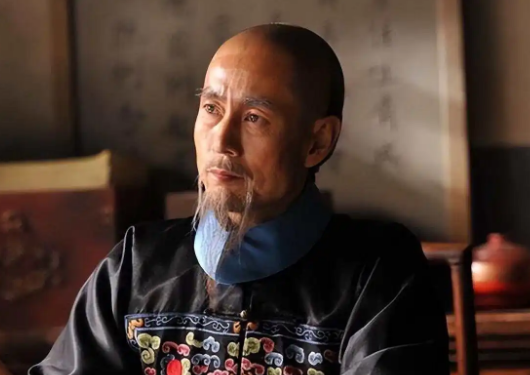 廉洁与批评：探索于成龙与康熙帝间的复杂关系