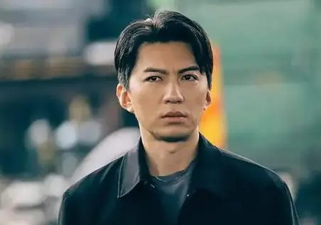 法证先锋6抓贼时殉职的真正死因是什么？