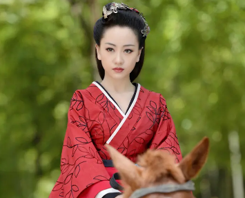 霍成君之死：历史真相与人物命运