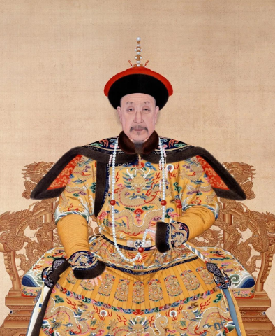 乾隆与嘉庆：皇权传承与大臣命运的交织