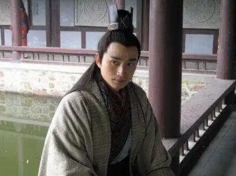 权力的暗影：淳于长与外戚的勾结