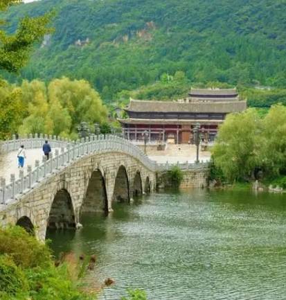 贵州端节：多彩民族的盛大庆典
