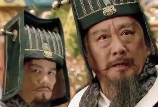 蔡确与蔡京：北宋两位宰相的家族与政治纠葛